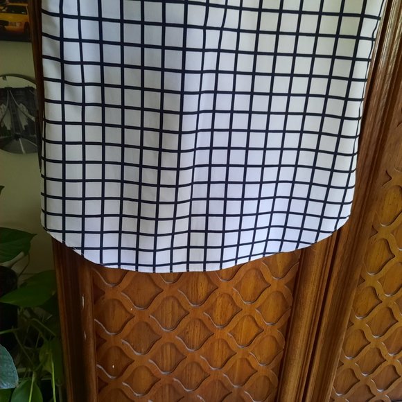 3/$15 Soda Pop Checkered Printed Tank Blouse - Black/White Size XS - Picture 10 of 15